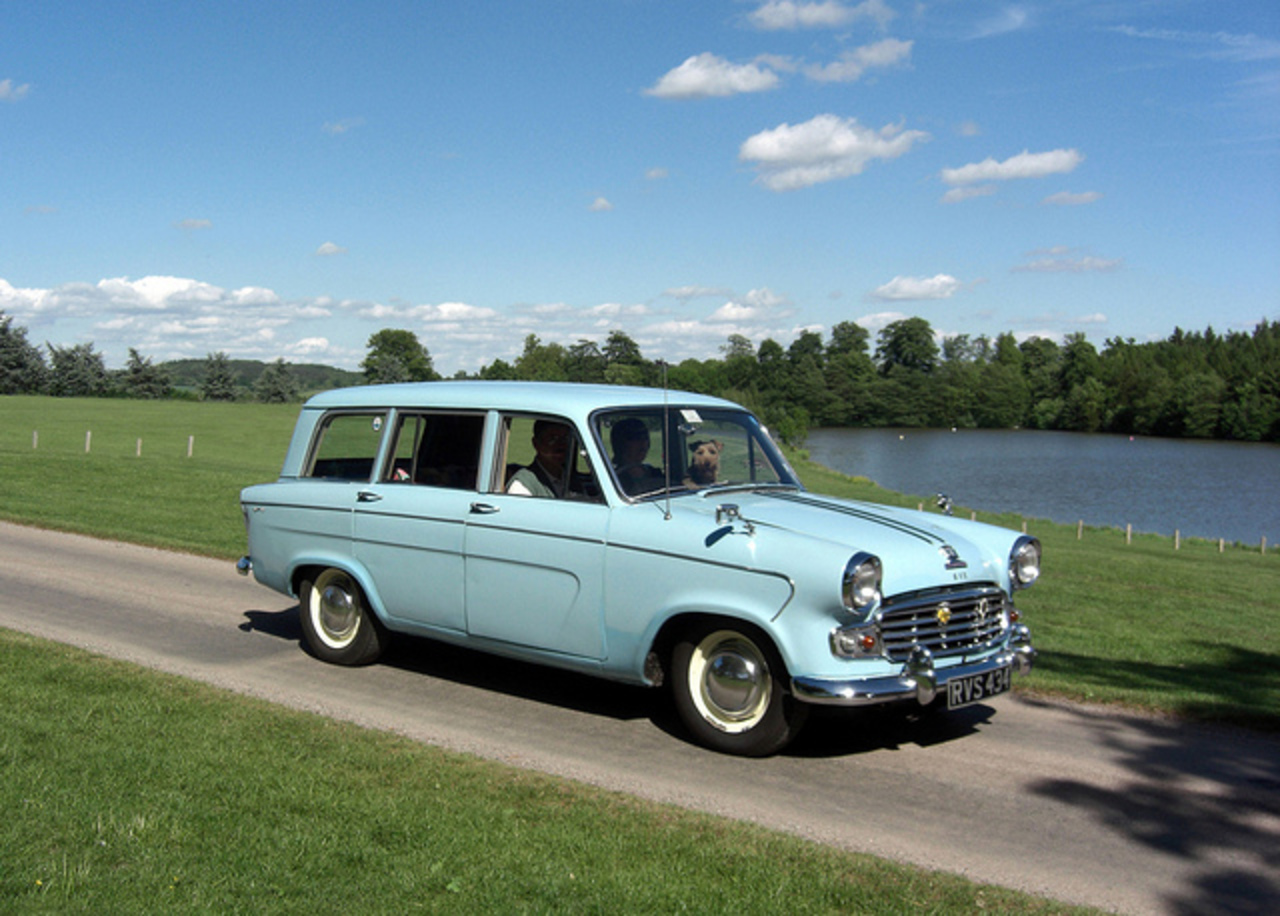 TopWorldAuto >> Photos of Standard Vanguard Estate photo galleries
