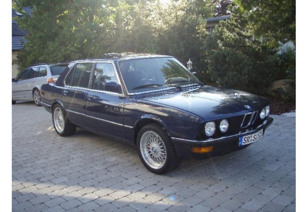 BMW 525e (1986-1986, E28)