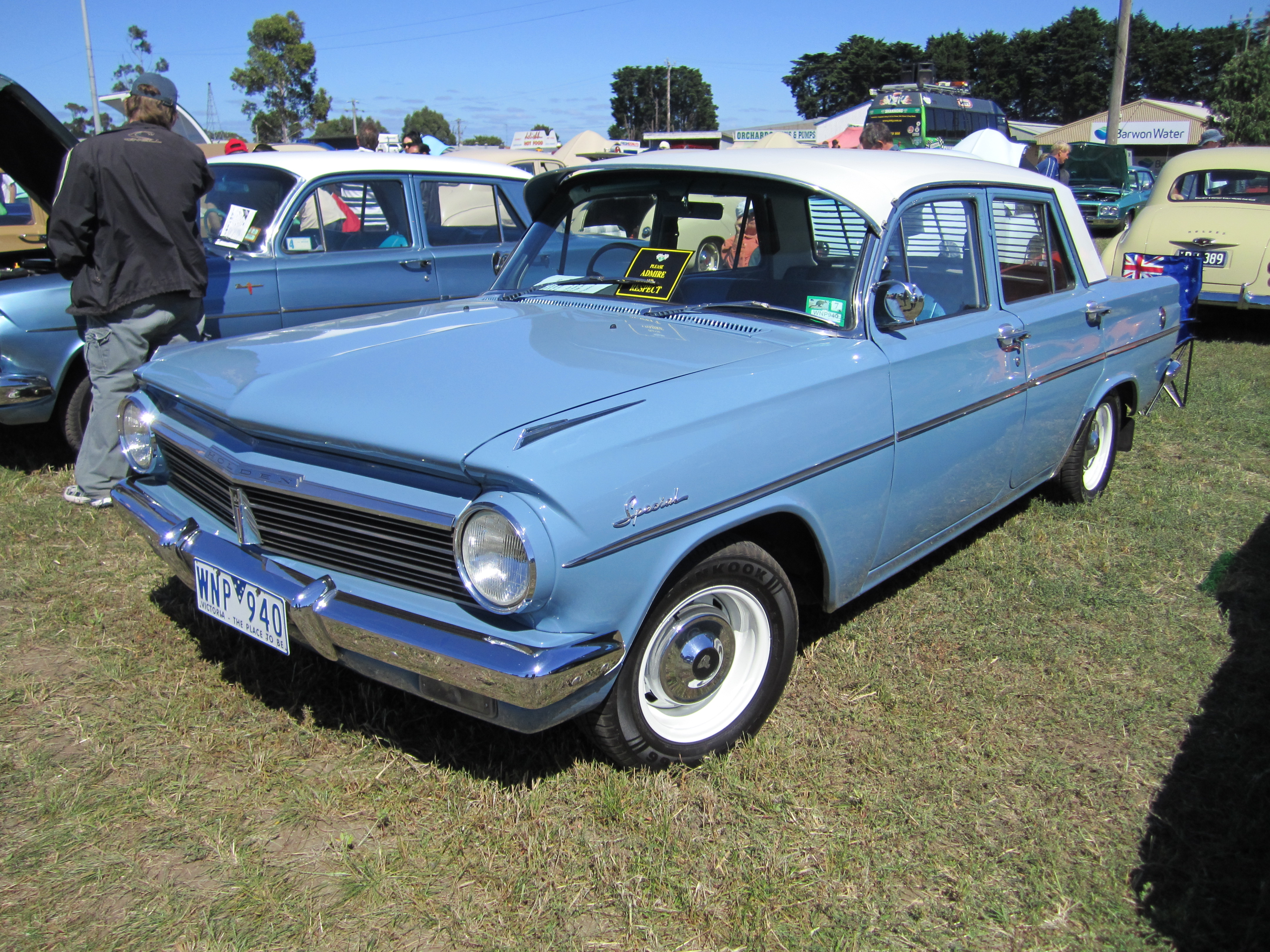 File:Holden Special EH Sedan.jpg