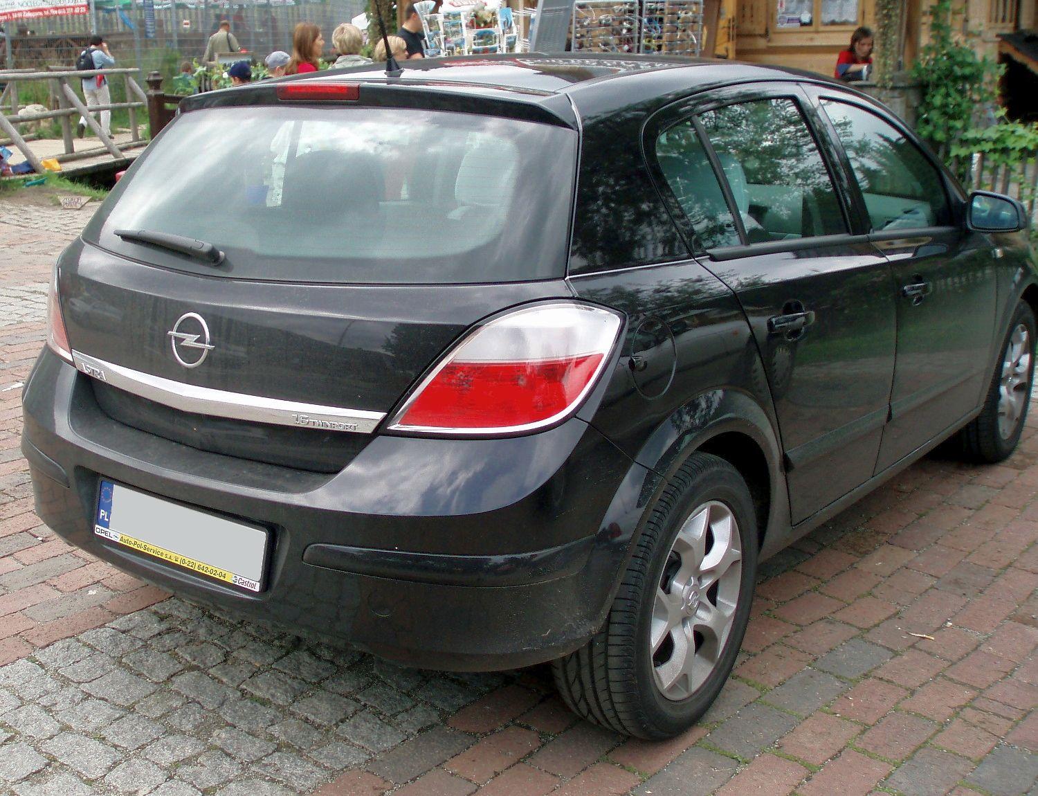 File:Opel Astra 1.6 twinport hatchback3.jpg