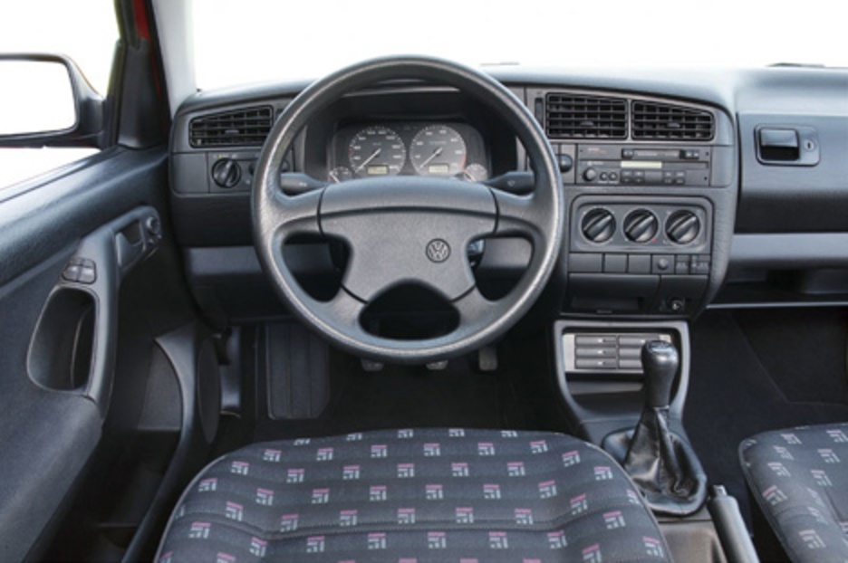 Volkswagen - Golf III (1HX) - 1.4 (60 Hp)
