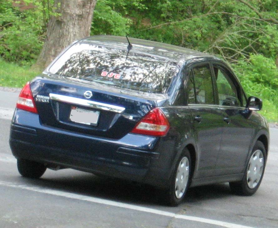 File:2007-Nissan-Versa-sedan-1.8S.jpg