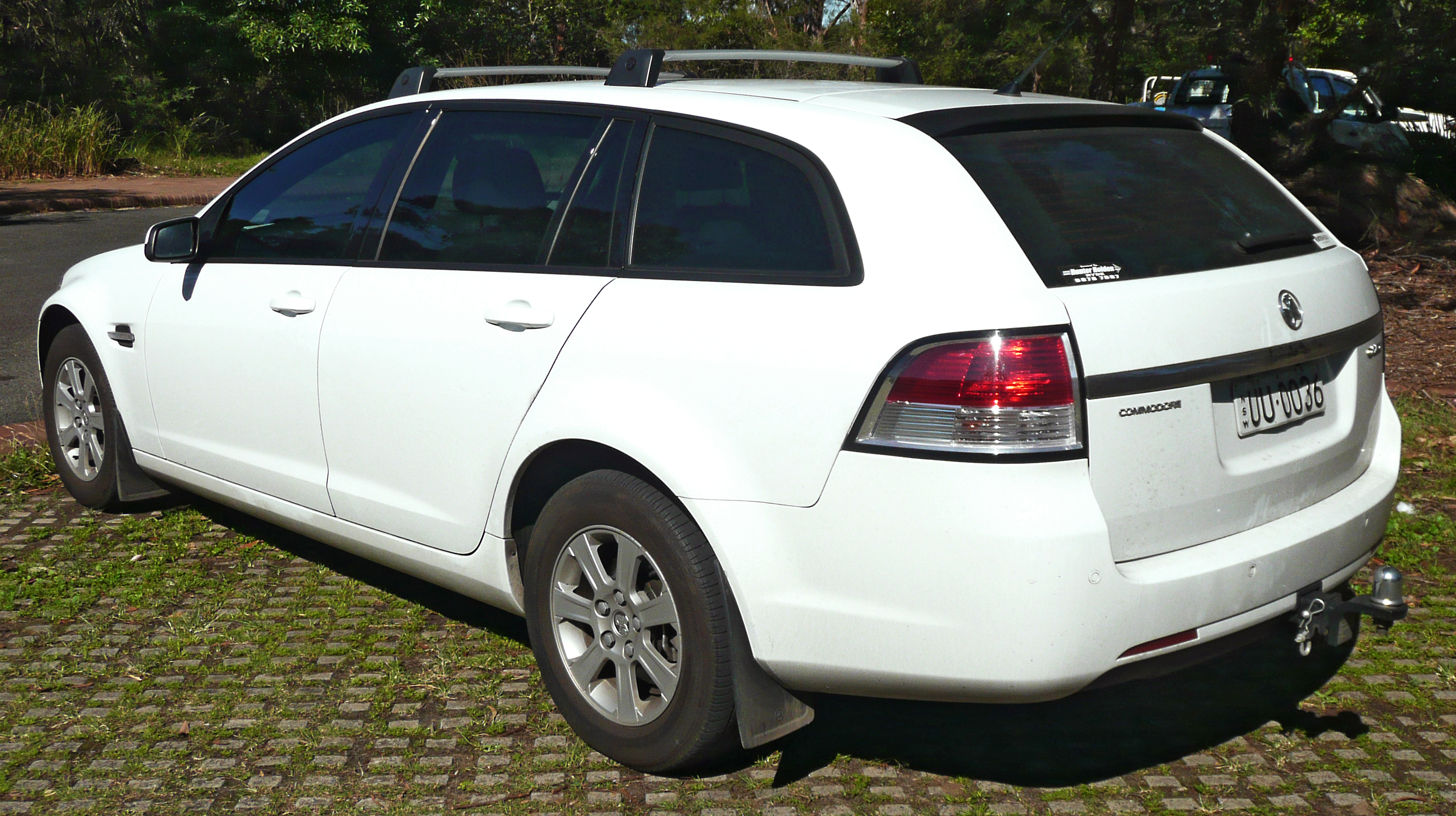Holden commodore sportwagon (758 comments) Views 20219 Rating 95