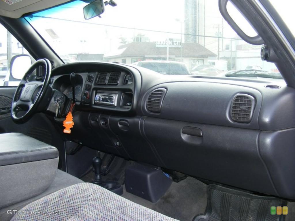 Topworldauto Photos Of Dodge Ram 1500 Slt Club Cab 4x4