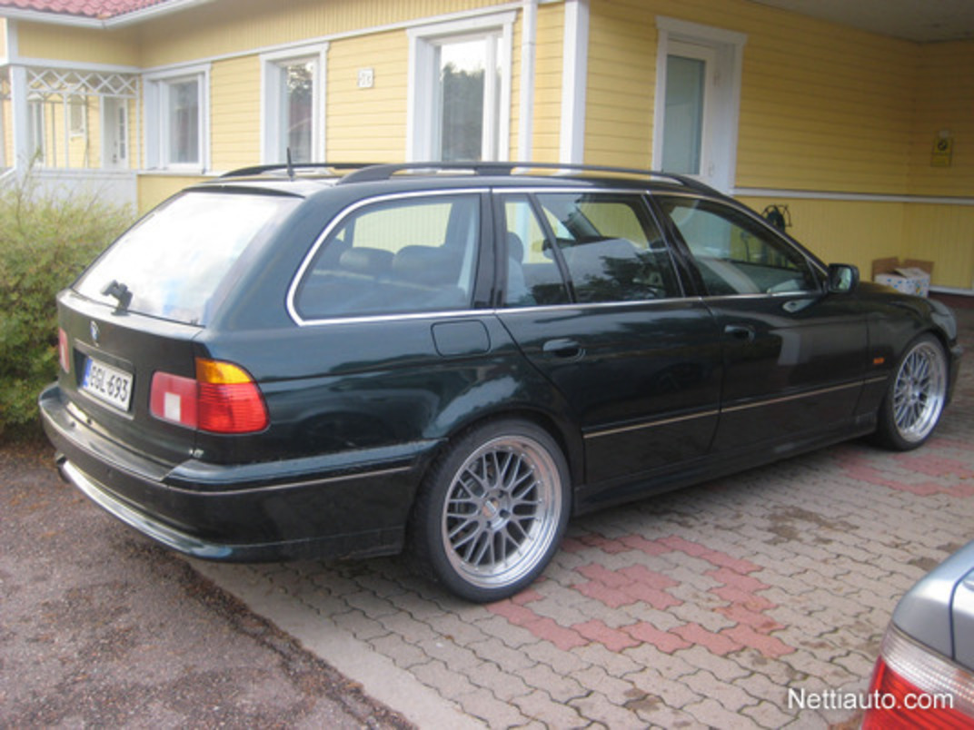 BMW 540 iA Touring 4.4 V8 5d