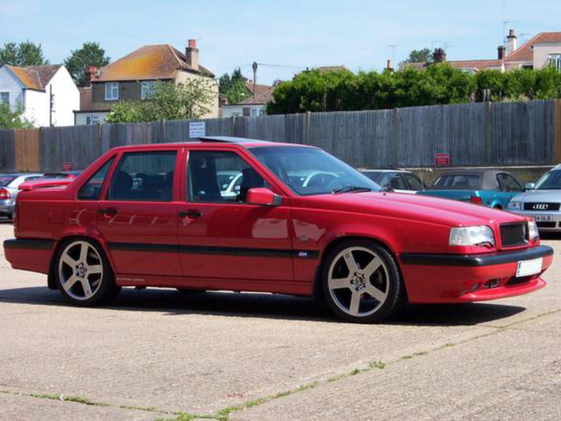 Volvo 850 T5 - huge collection of cars, auto news and reviews, car vitals,