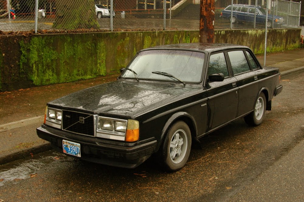 Piff Family Volvo #4: Ben's 1983 Volvo 244 GLT Turbo.