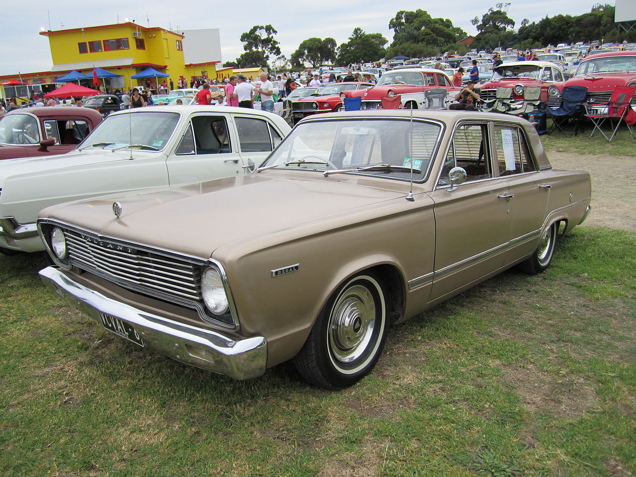 TopWorldAuto >> Photos of Valiant VC Regal - photo galleries