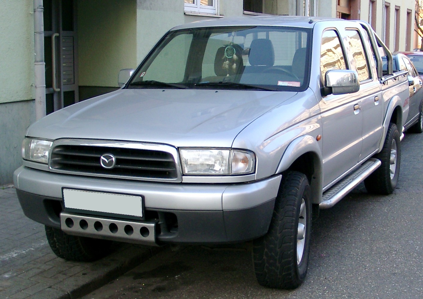 File:Mazda B2500 front 20080215.jpg
