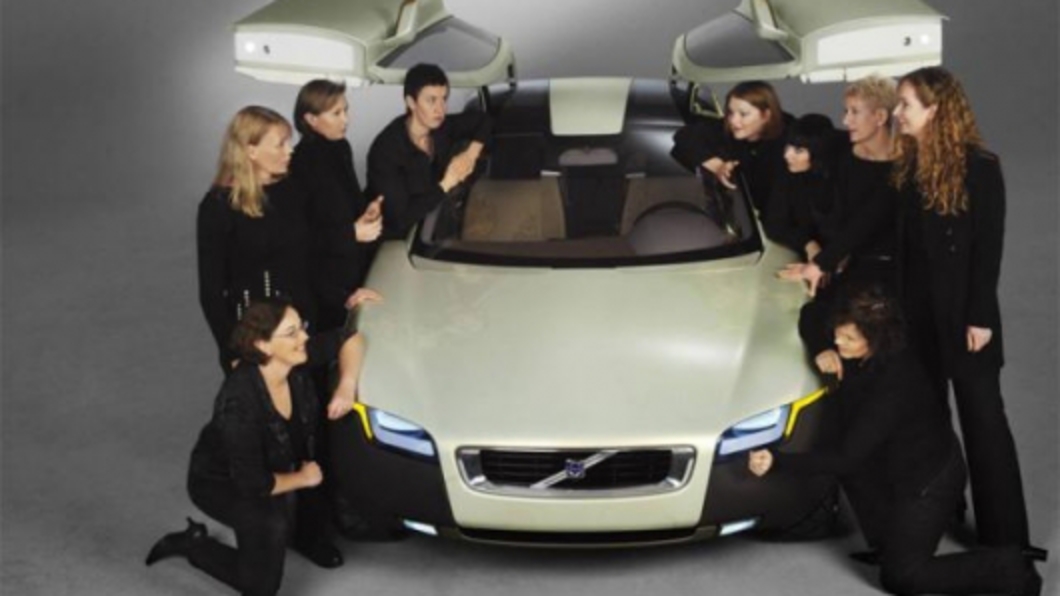 Volvo YCC Concept Car wins major design award. Image Gallery (5 images)