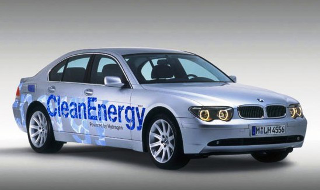 BMW Hydrogen 7 gets driven by Inconvenient Truth