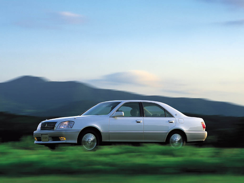 Toyota Crown s170 Royal Saloon