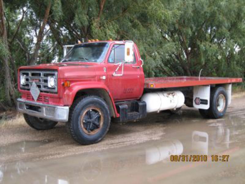 82 GMC 7000 - MELFORT SK - Tractors - Buy and Sell Classifieds for Free all