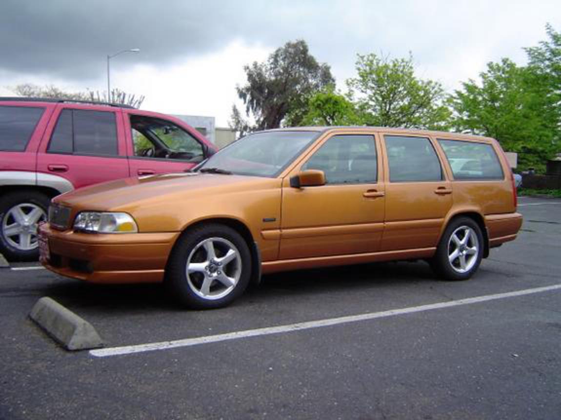 1998 Volvo V70 "R AWD" - Graton, CA owned by FlntRoc Page:1 at Cardomain.com