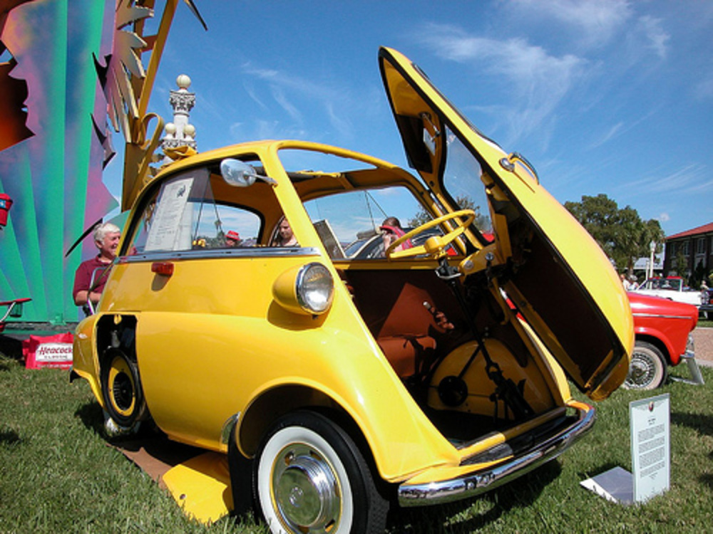 1957 BMW ISETTA 250 MICRO CAR, FRONT by tje704