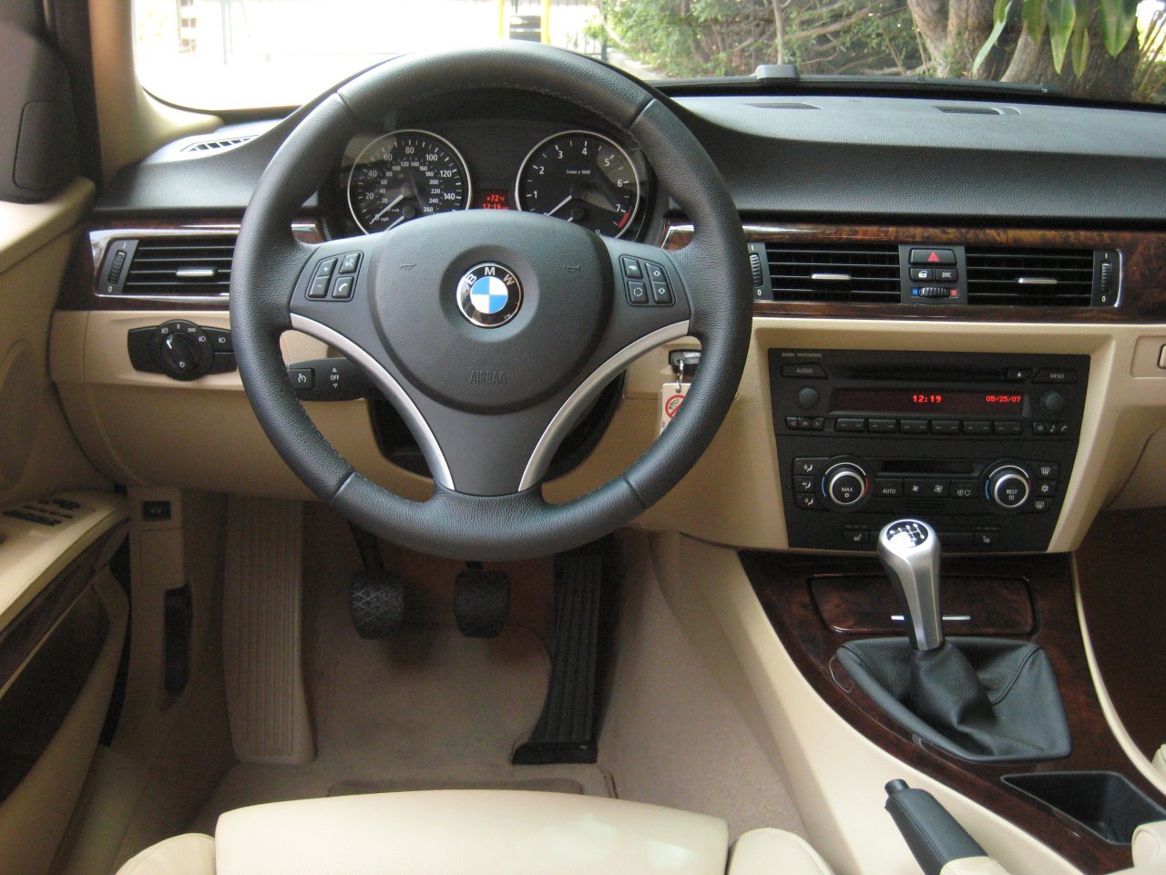 Read more: 2007 BMW 328i test drive and review