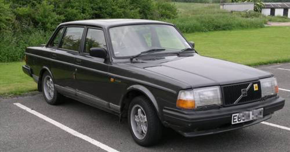 Volvo 240 glt (604 comments) Views 9773 Rating 60