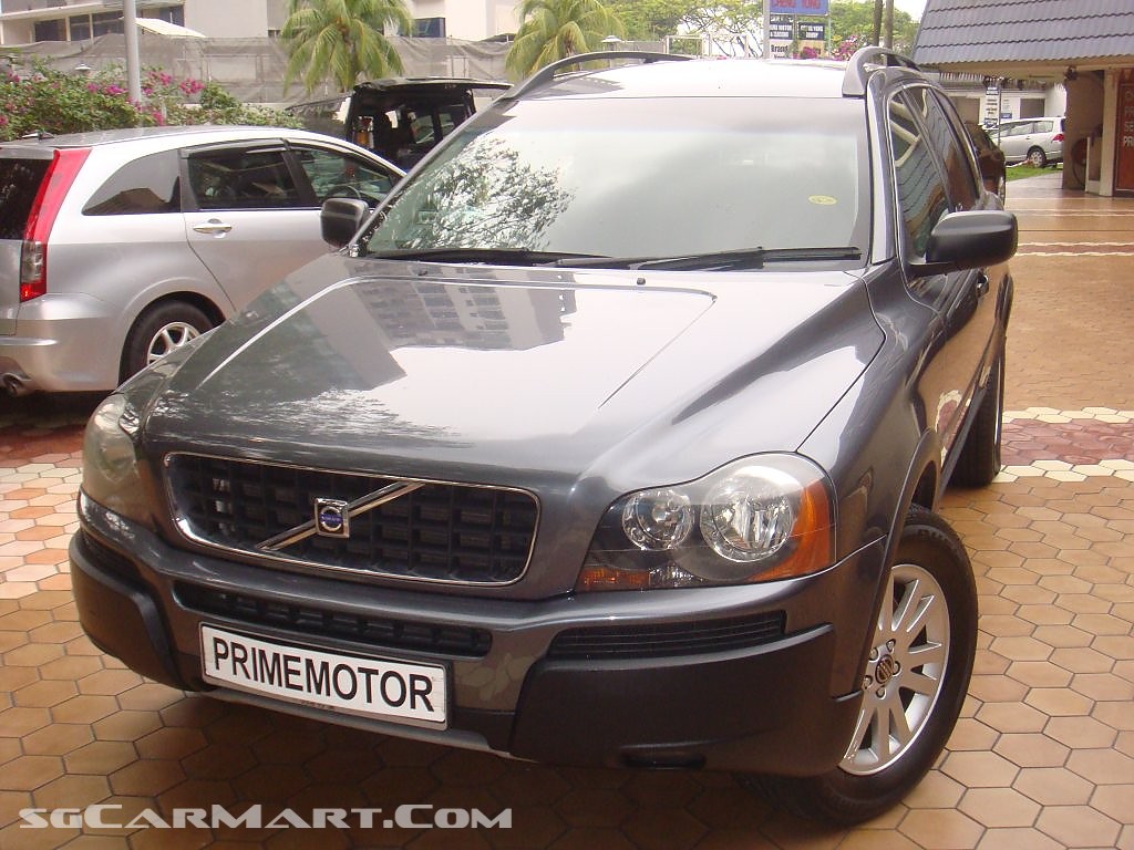 Cars similar to "volvo vn660 manual 2006 pictures": grey xc90 , grey volvo