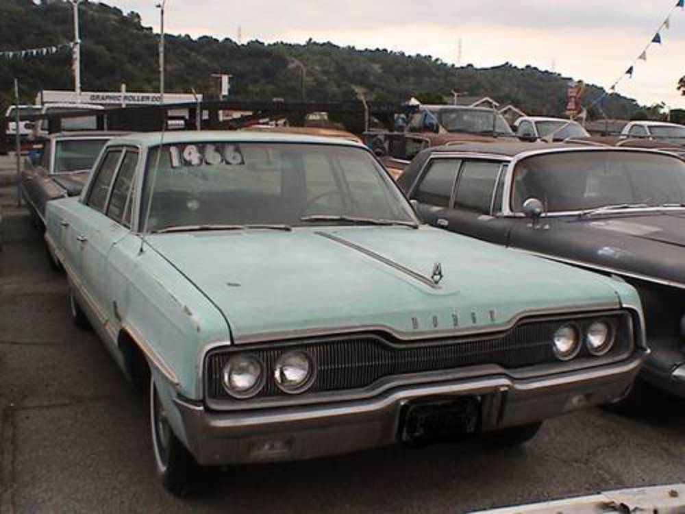 1966 Dodge Monaco 4DR 8Cyl. Color: Turquoise VIN: DH41G63273193 Clean title.