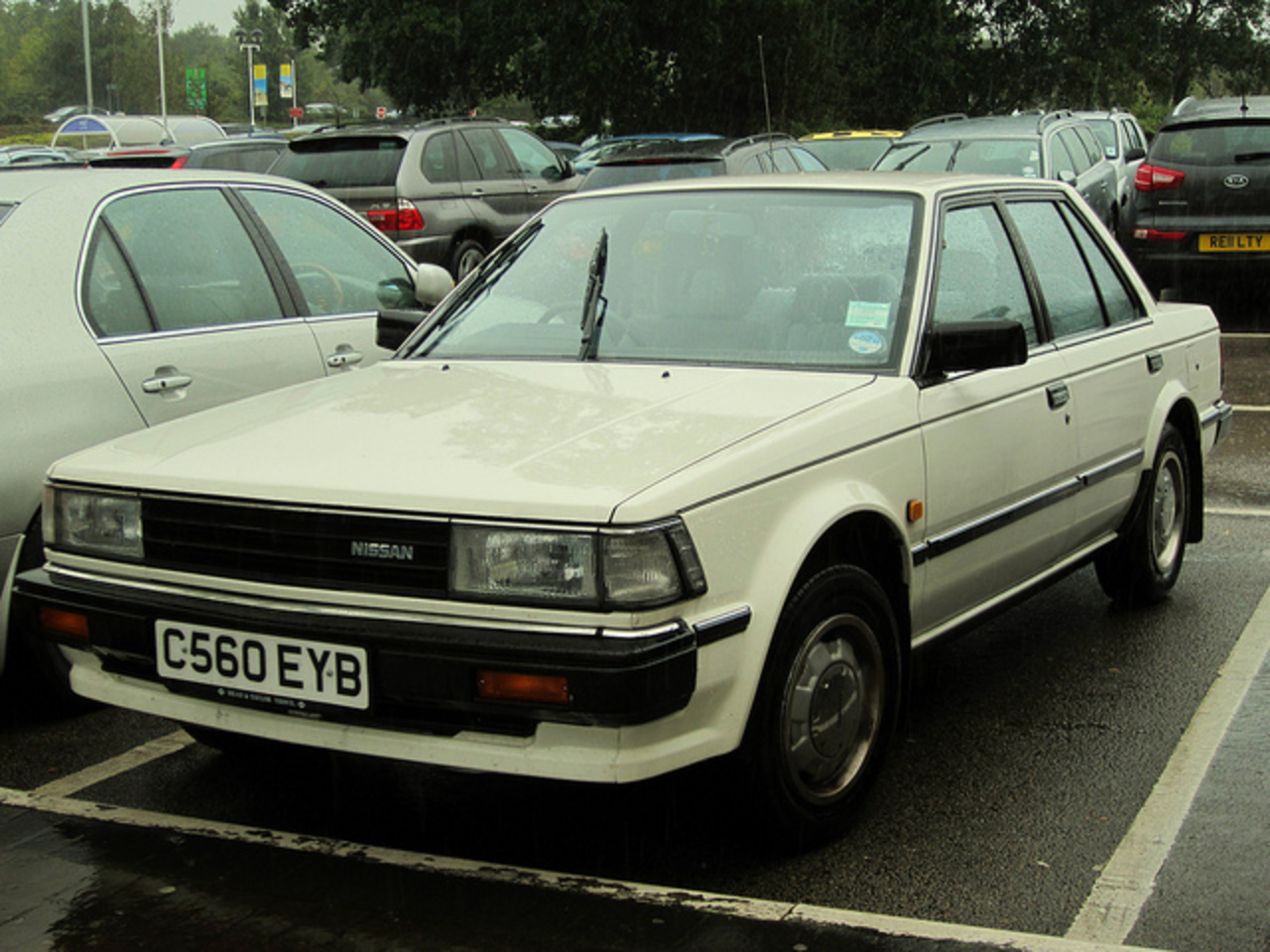 Nissan Bluebird 20 SE Saloon - huge collection of cars, auto news and