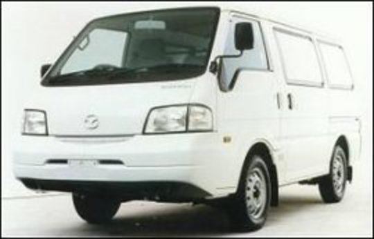 2004 Mazda E1800 Van