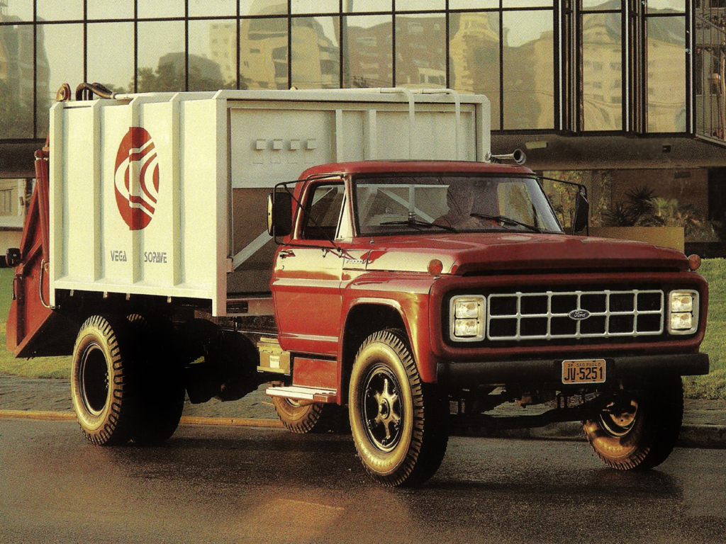 TopWorldAuto >> Photos of Ford F 13000 - photo galleries