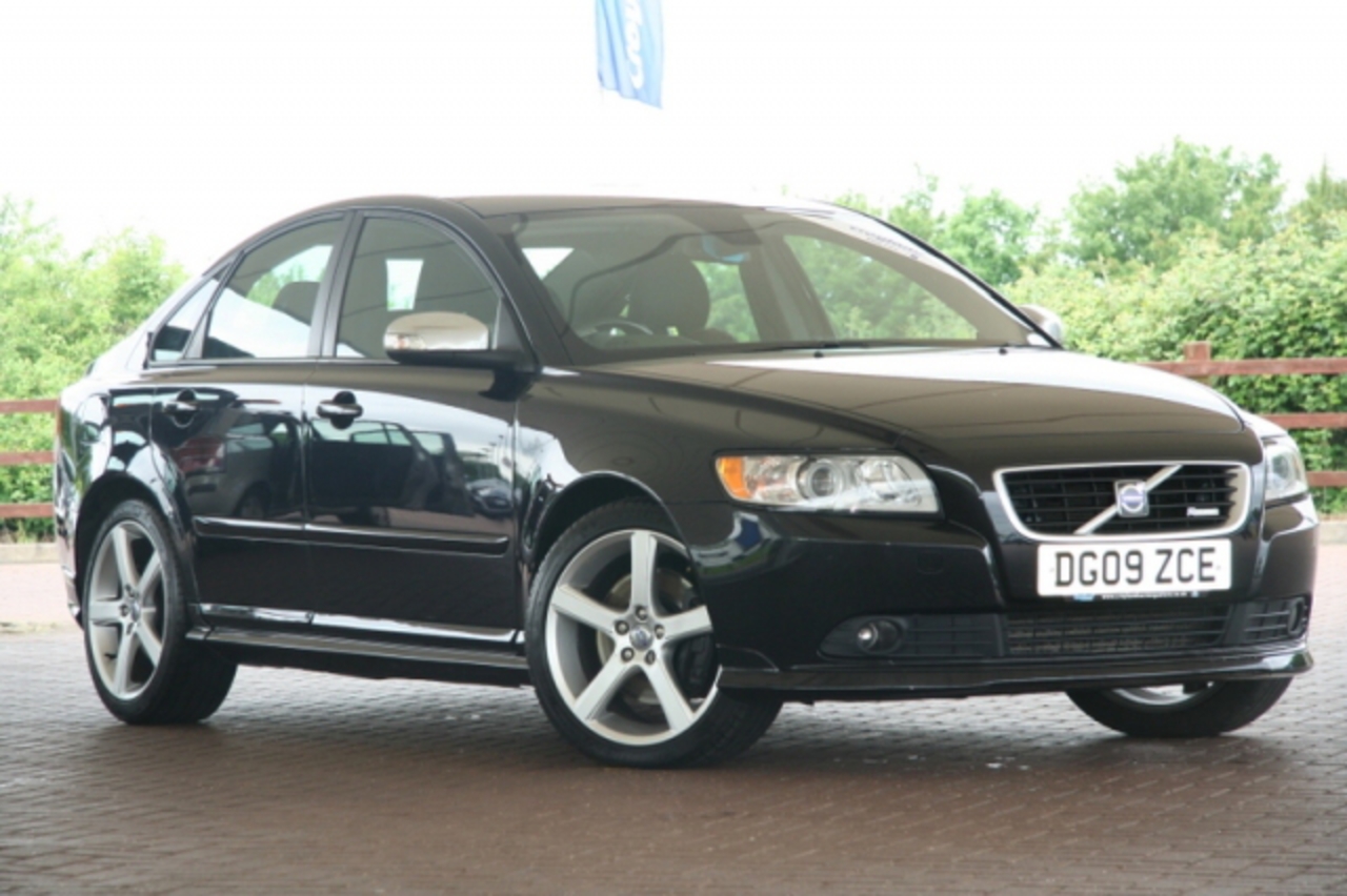 Volvo S40 2.4 D5 AT image 2