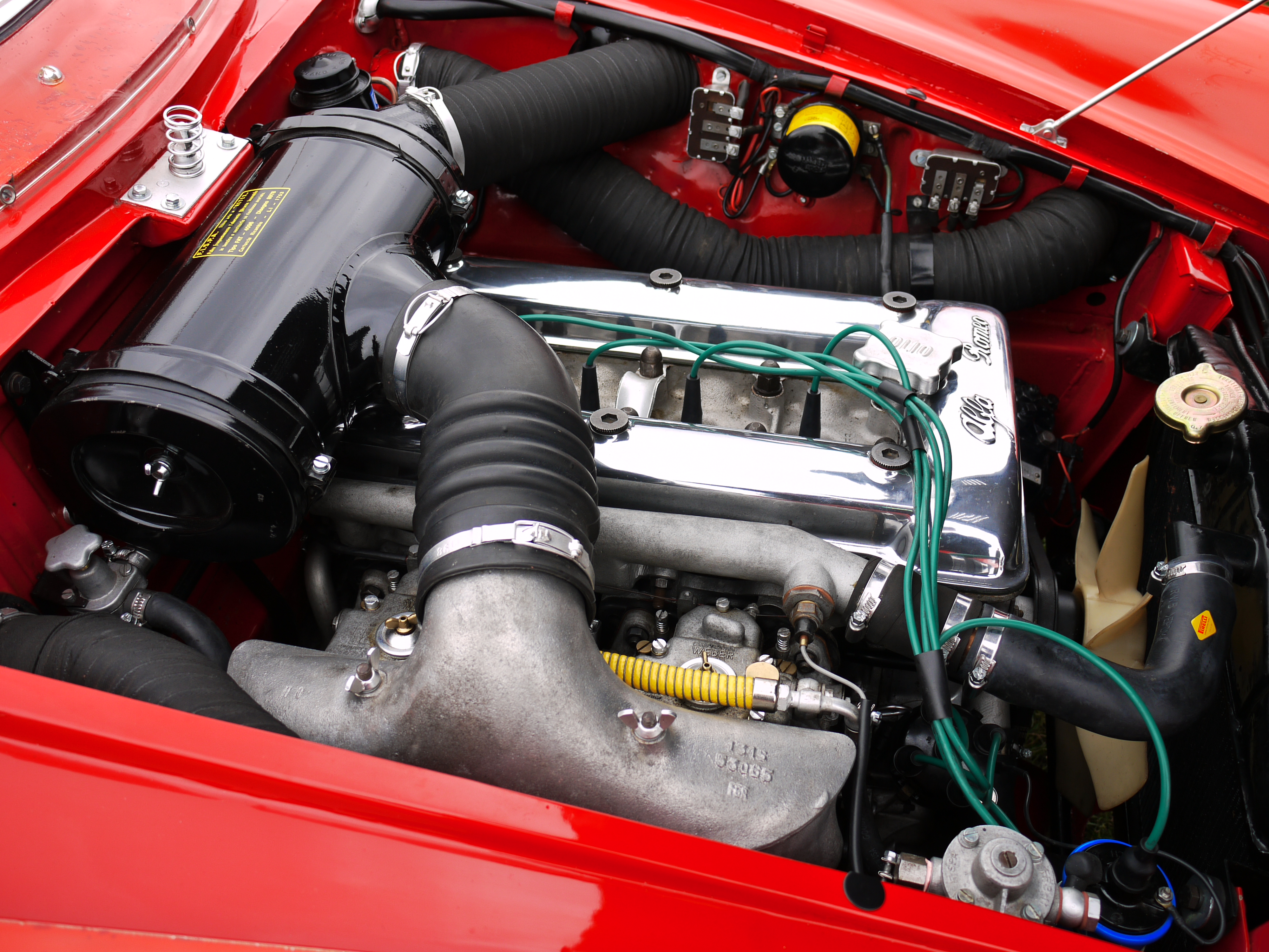File:Alfa Romeo Giulia SS engine.jpg