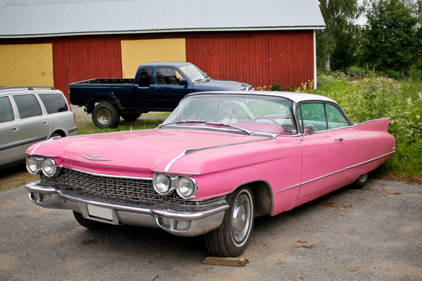 Cadillac Eldorado 1960 розовый