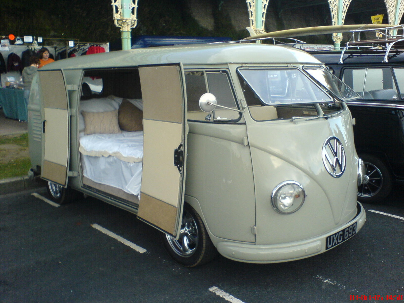1966 Volkswagen Microbus picture