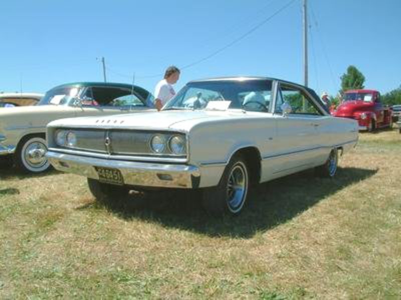This is a pic from Dodge Coronet Sedan 1967 Link to
