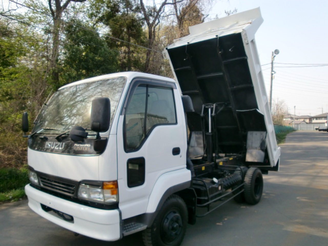 Isuzu forward juston