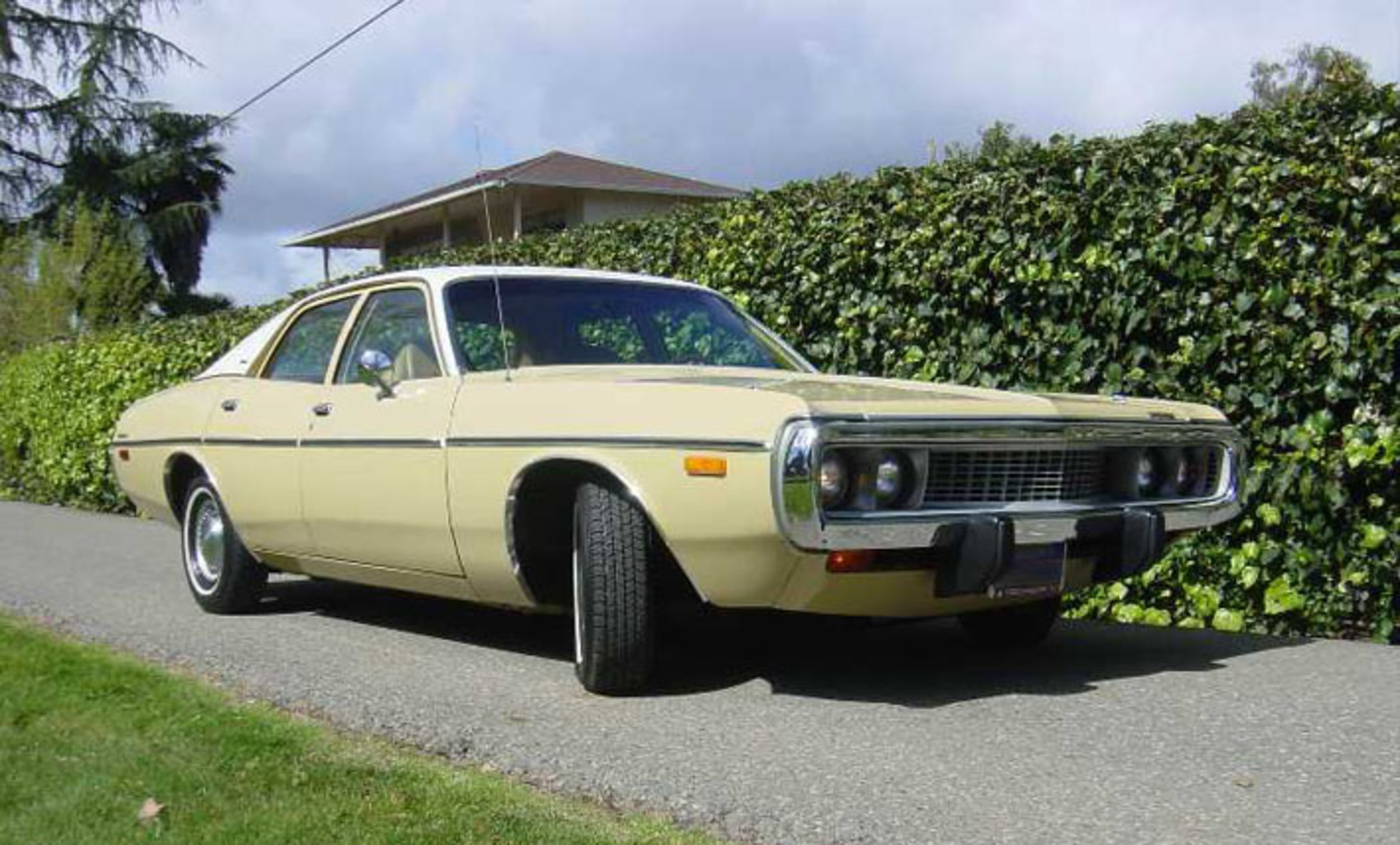1973 Dodge Coronet Custom sedan