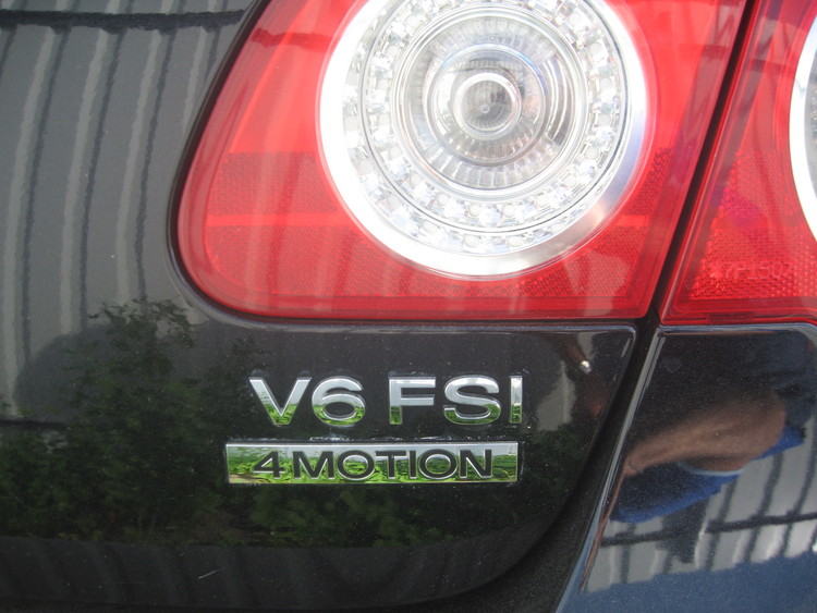 Volkswagen Passat V6 FSI 4MOTION 3.2