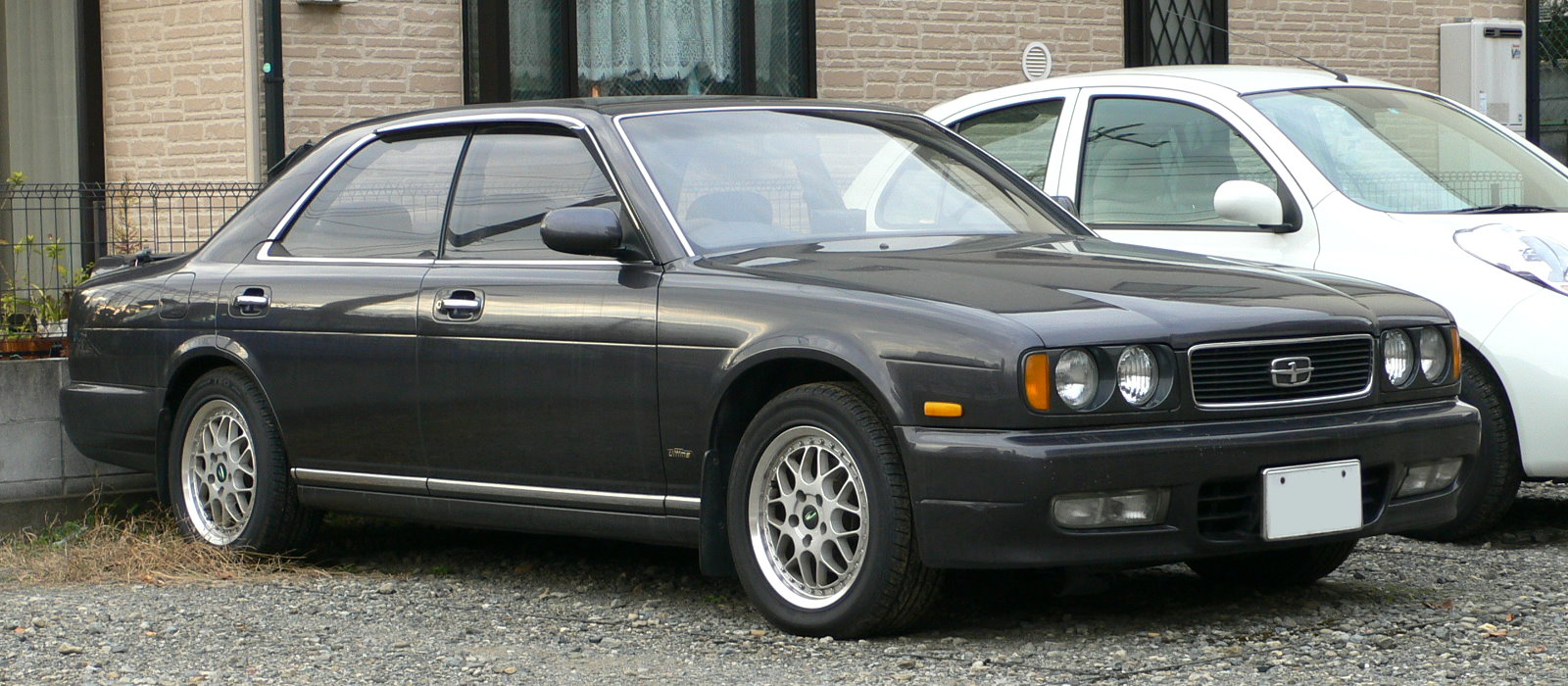 File:1991 Nissan Gloria 01.jpg