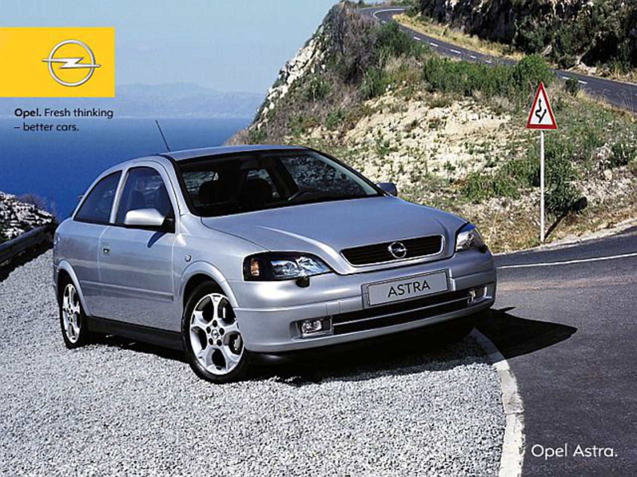 Opel Astra Classic: 01 photo · Opel Astra Classic: 02 photo