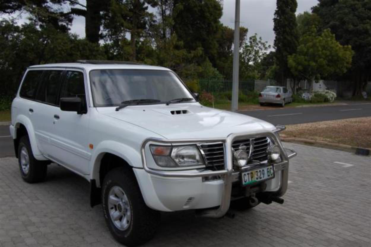 Nissan Patrol GRX 30Di 4x4 - huge collection of cars, auto news and reviews,
