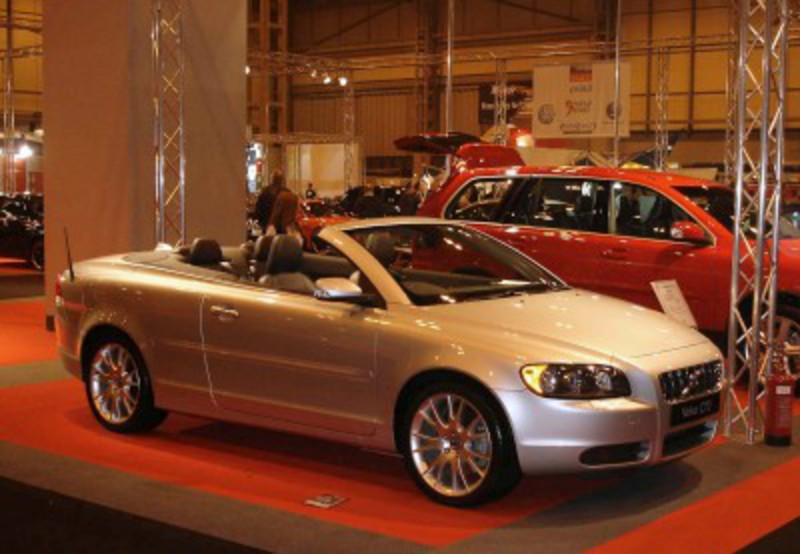 Volvo C70 Convertible : click to zoom picture.