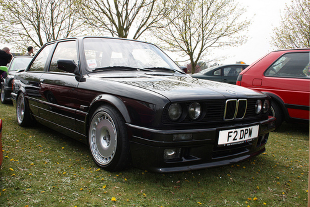 1989 BMW 320iS E30. These are very rare in the UK as they were never