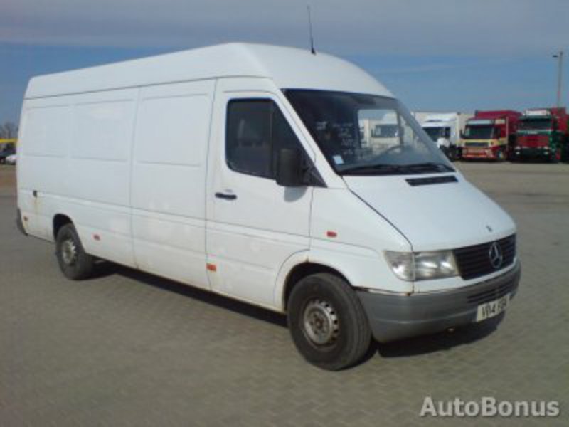 Доставка молдавию. Mercedes Benz Sprinter 310d. Мерседес 310.