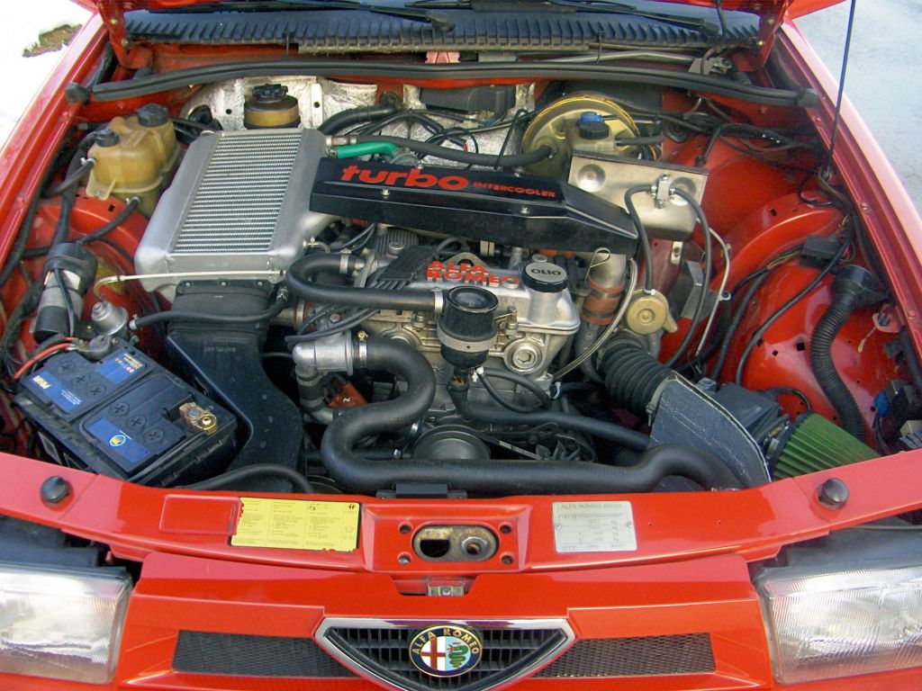 Alfa Romeo 75 turbo