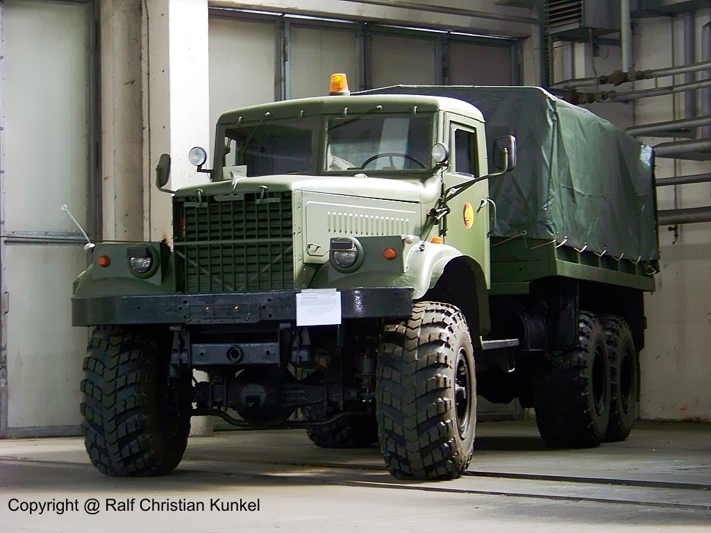 TopWorldAuto >> Photos of KrAZ 255 - photo galleries