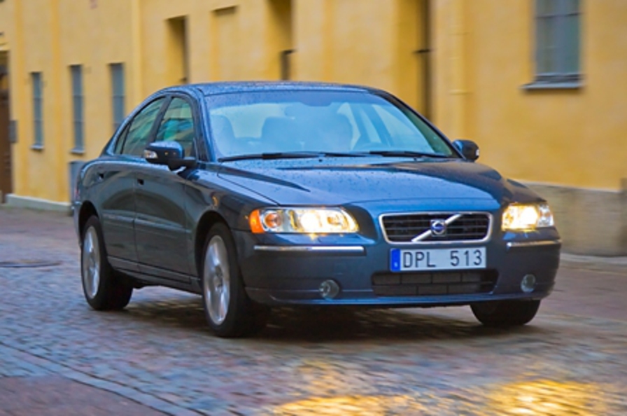 12054_2_1.jpg The S60 is Volvo's neglected middle child.