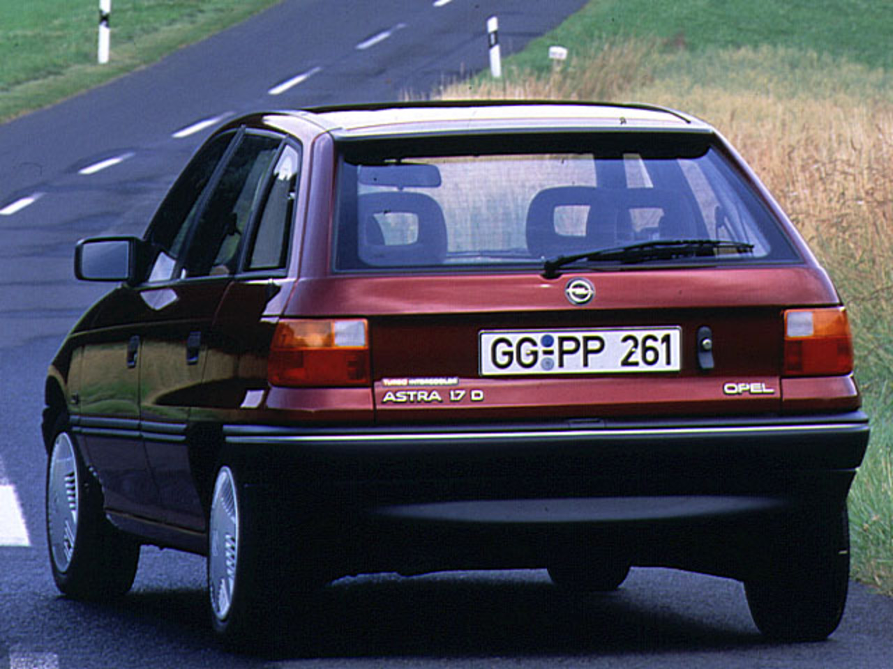 Opel - Astra 1.7 D GLS