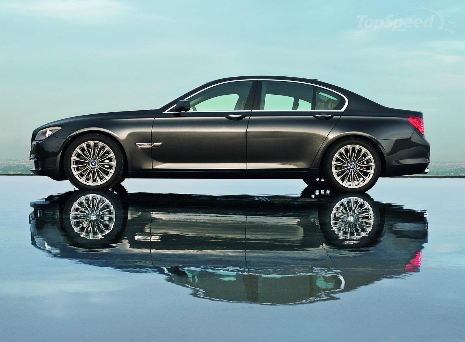 New 2013 BMW 740d Model Photo View