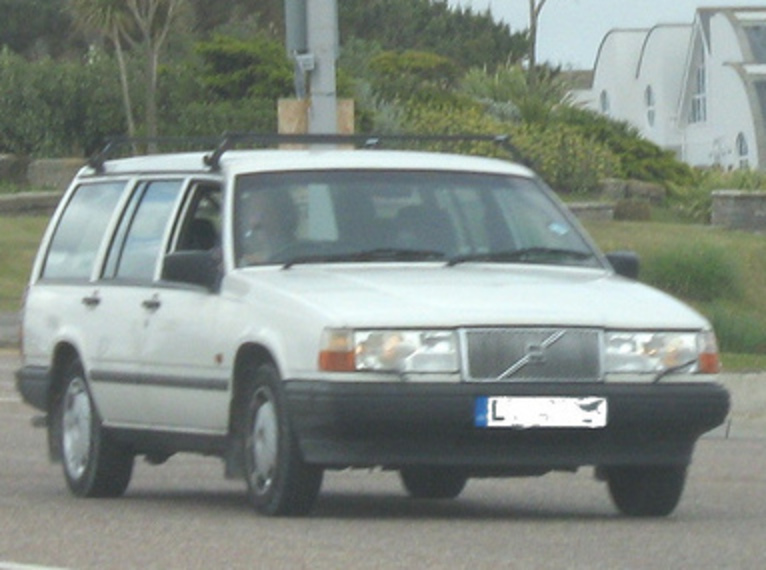Volvo 940 SE Estate Car