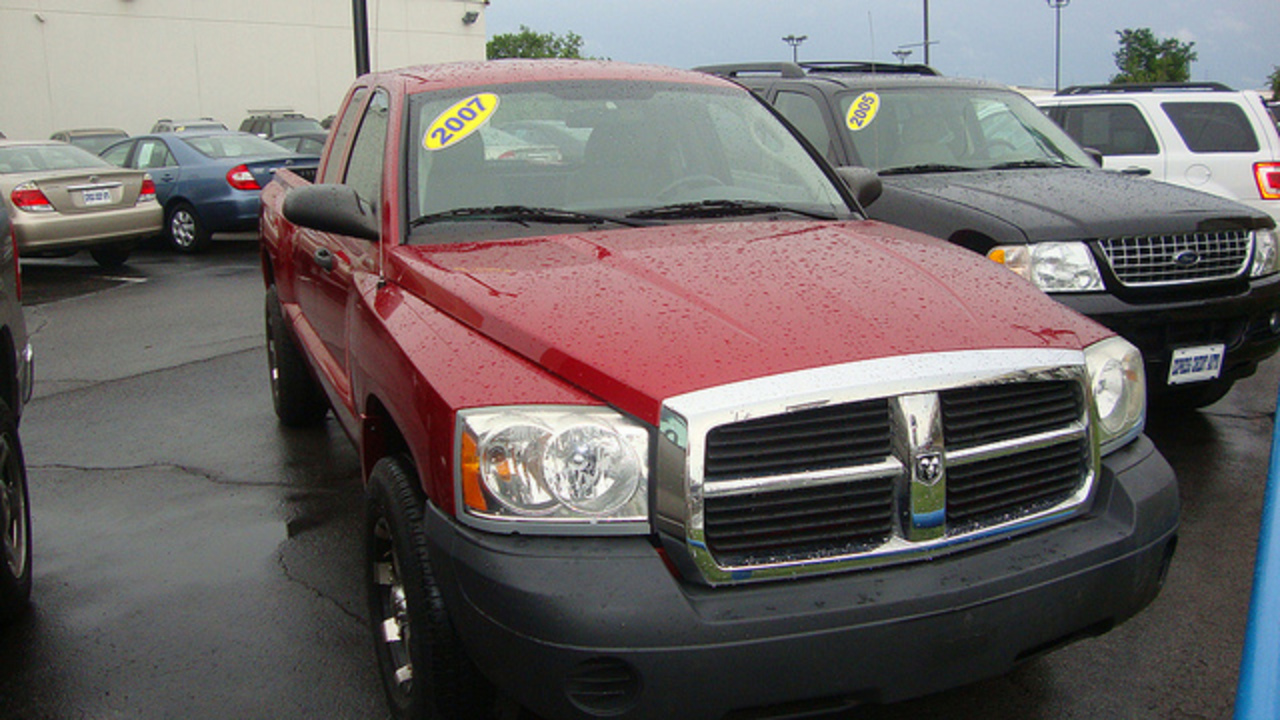 2007 Dodge Dakota XCab. To apply for credit on this vehicle or for more info