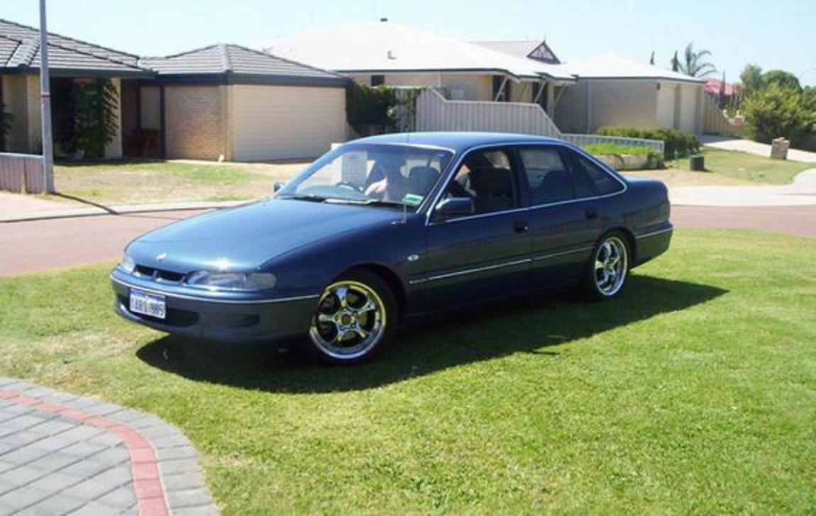 Holden Berlina VY1 - huge collection of cars, auto news and reviews,