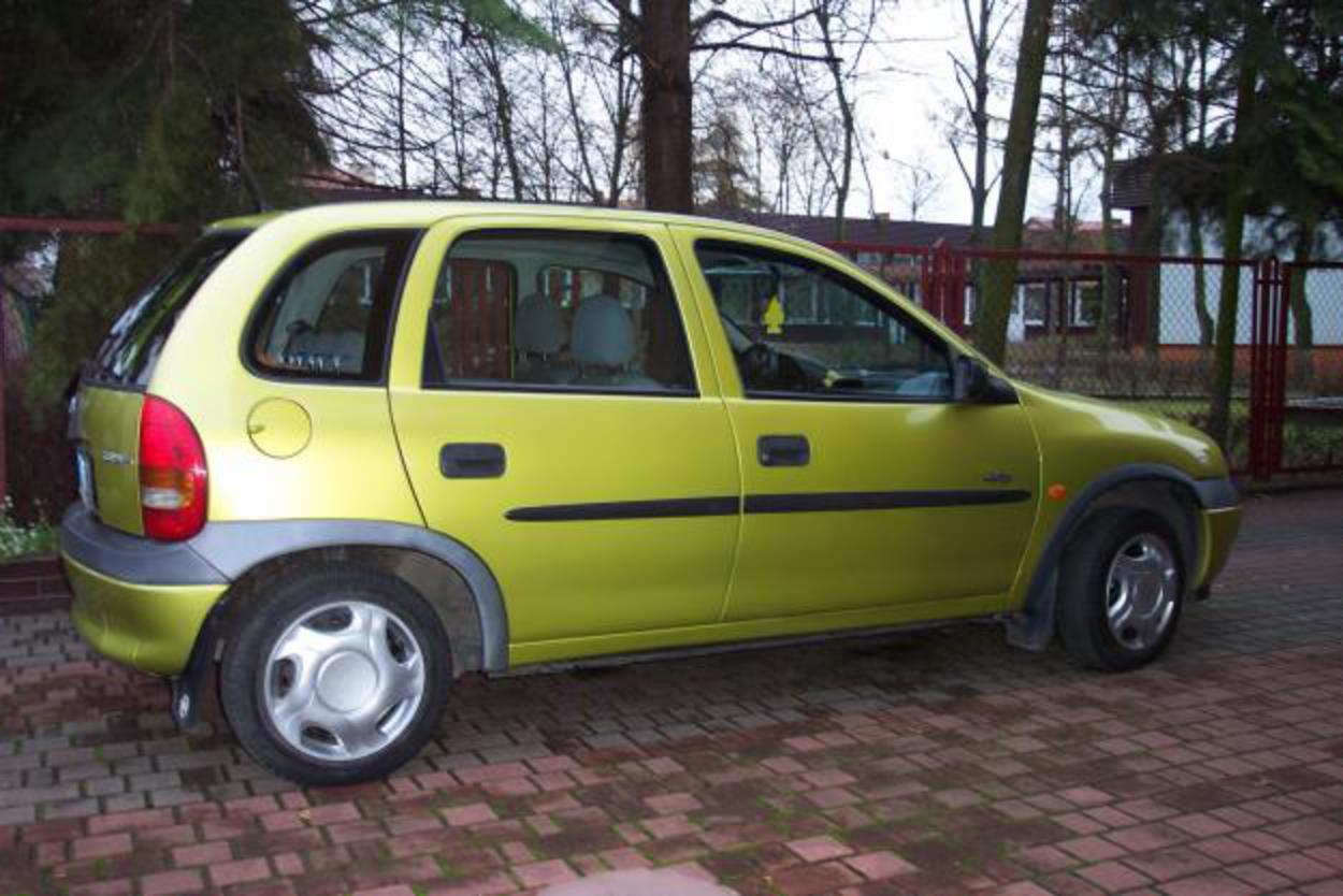 457, Opel Corsa 14 Swing