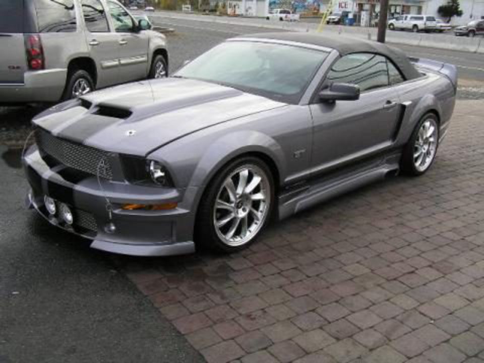 Ford Mustang Cervini